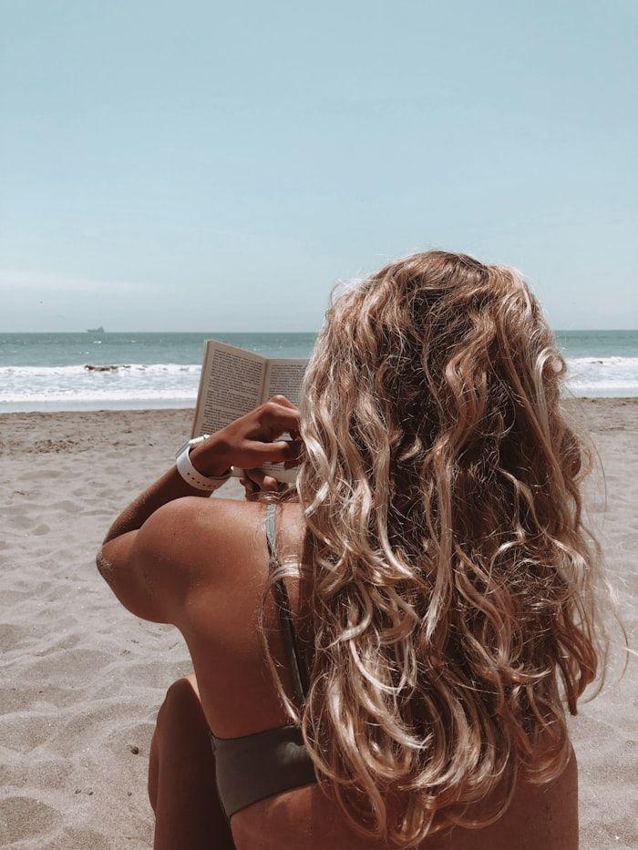 Beachy waves that hold up in humid, lakeside air